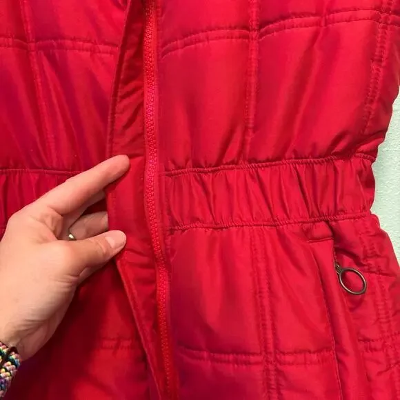 Tulle Women’s Red Cinched Waisted Quilted Vest Size Small - Picture 5 of 12